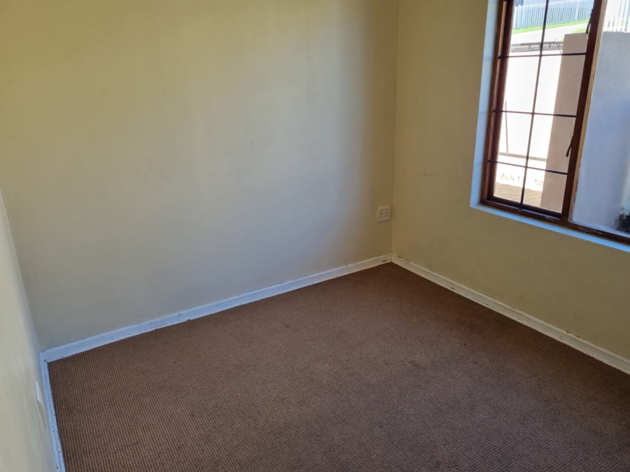 3 Bedroom Property for Sale in Hillside Free State